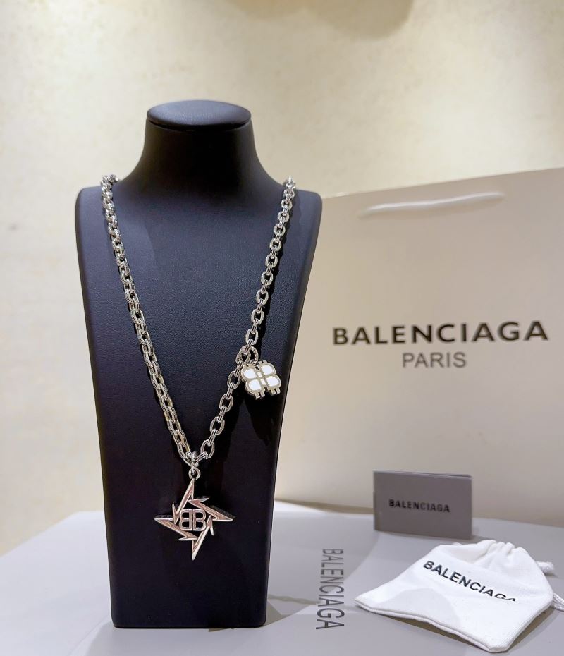 Ba1en*iaga necklaces